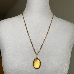 Vintage Signed 1928 Gold Tone Oval Locket Necklace Long Victorian Style Jewelry